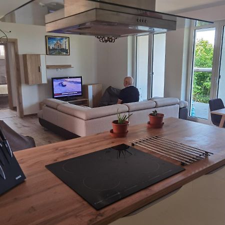 Sunset House Piestany Cervena Veza Apartment Banka ภายนอก รูปภาพ