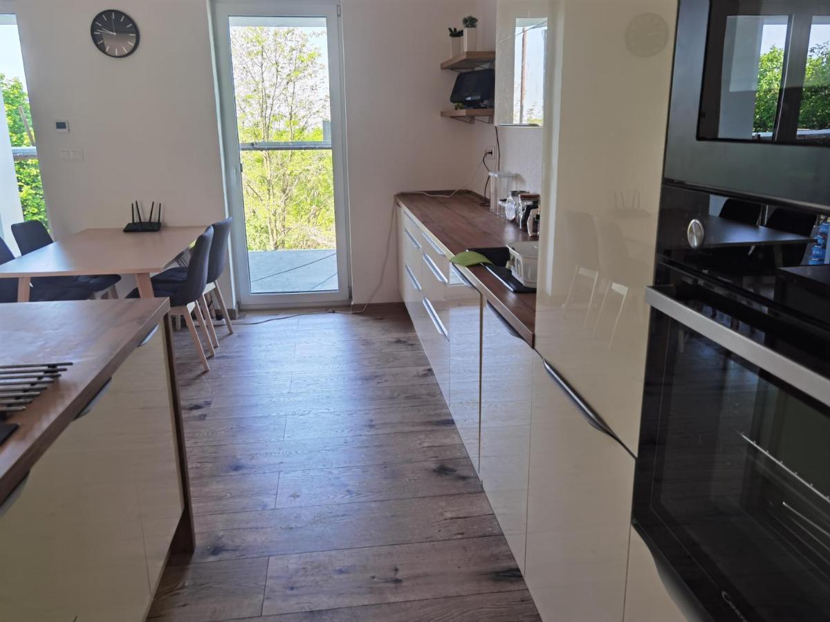 Sunset House Piestany Cervena Veza Apartment Banka ภายนอก รูปภาพ