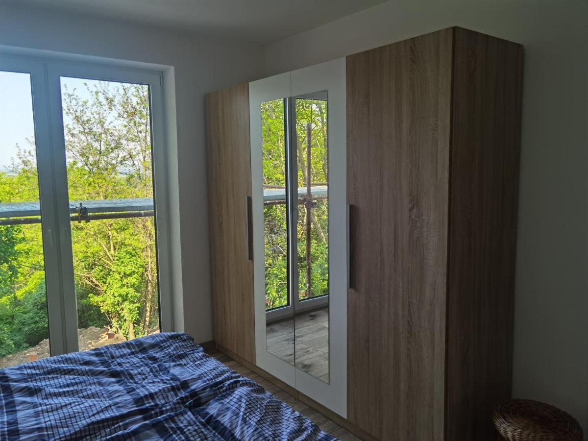 Sunset House Piestany Cervena Veza Apartment Banka ภายนอก รูปภาพ